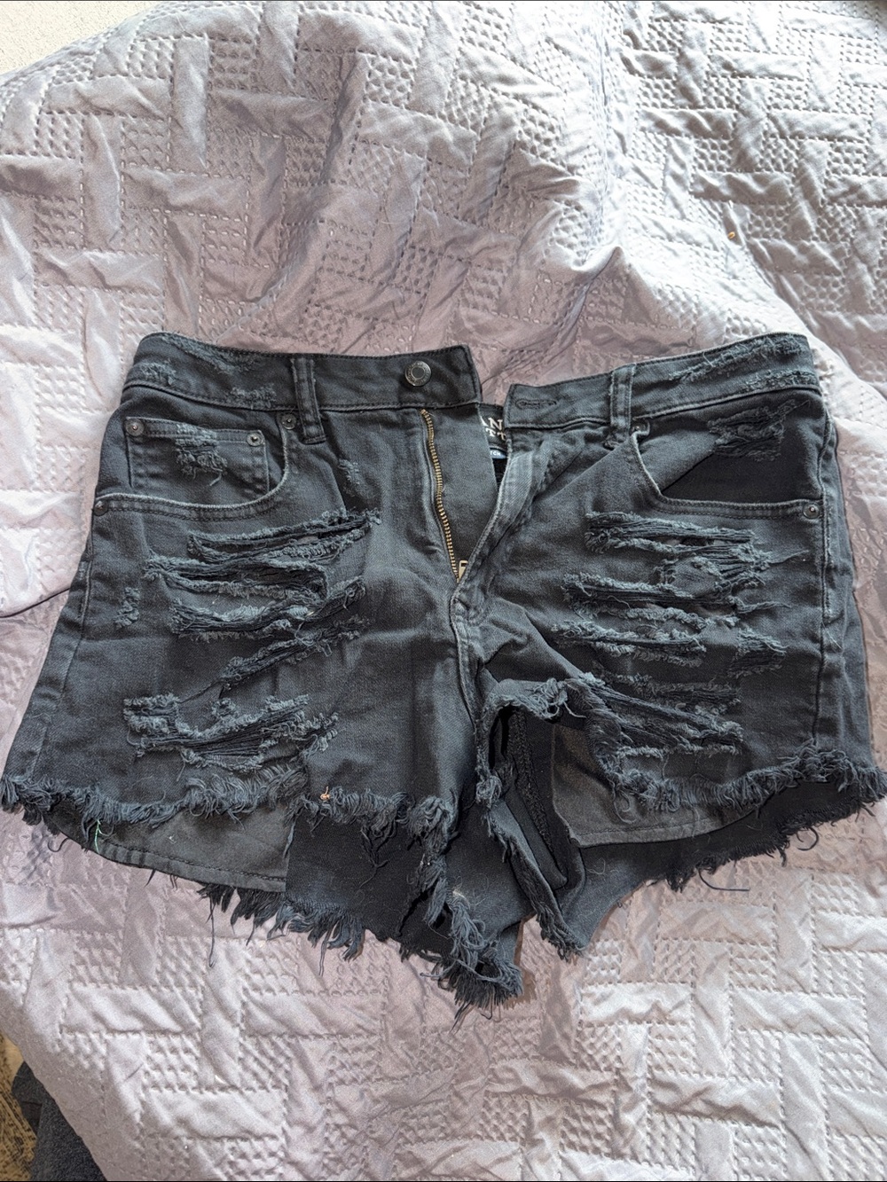 AEO black Vintage Hi-Rise Festival short